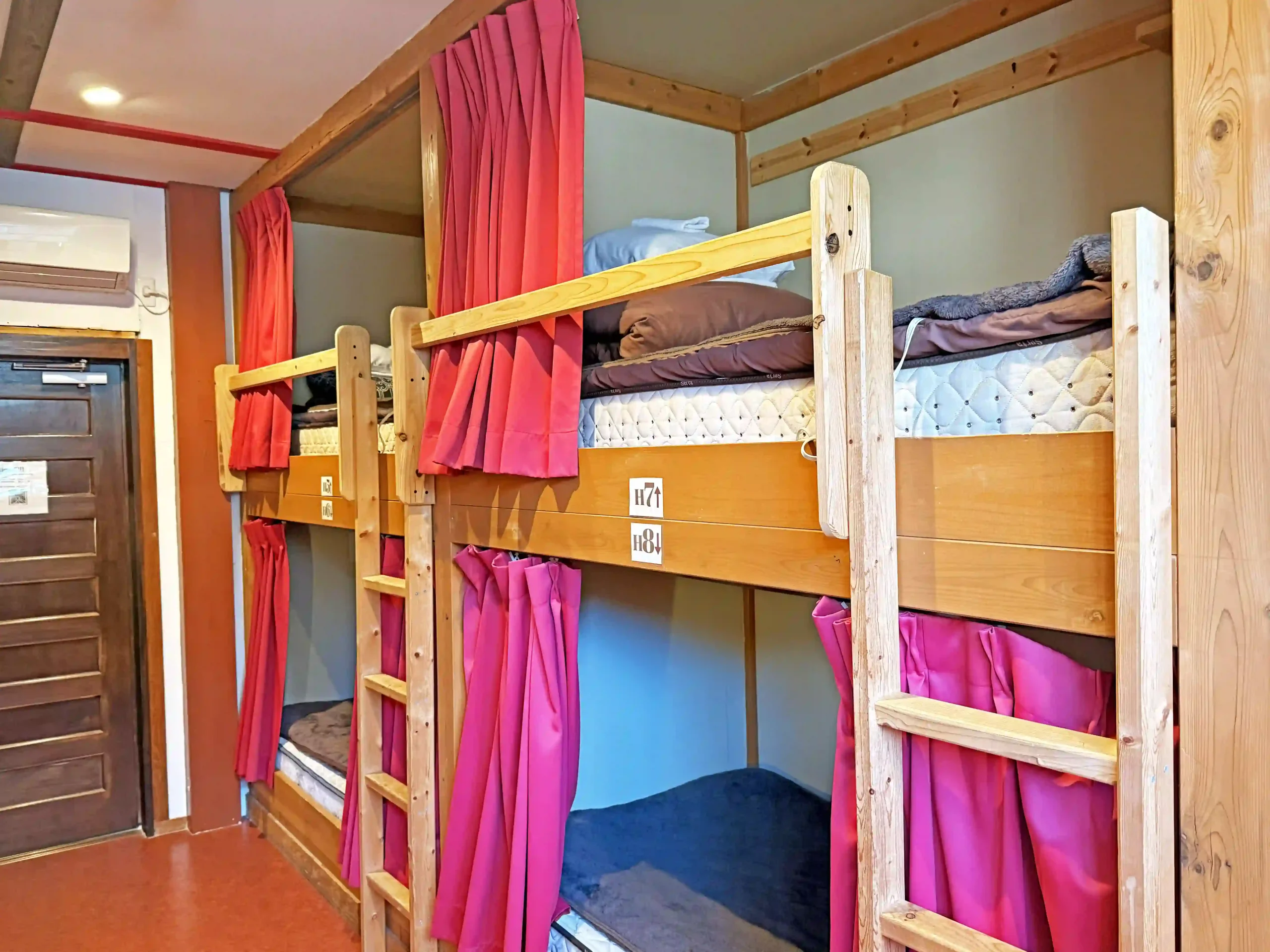 Deluxe Dormitory_1.2