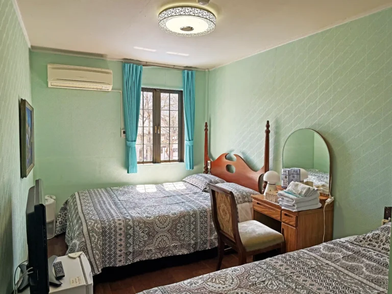 twinroom_b22